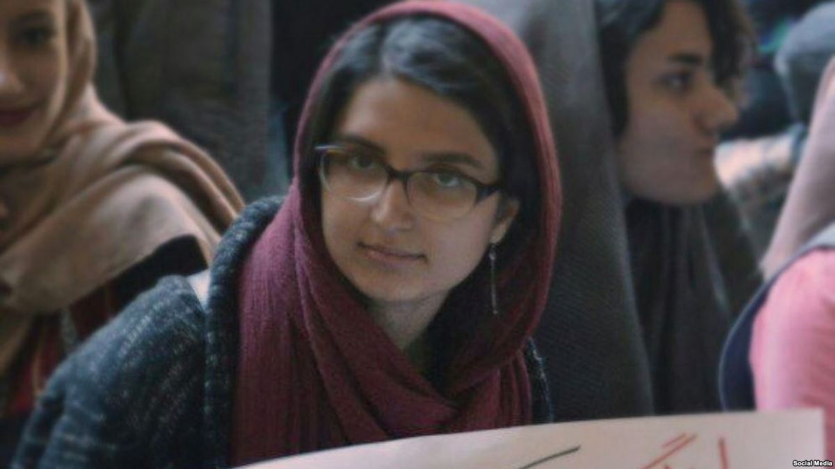 Students Condemn Parisa Rafei's Prison Sentence | Iran International