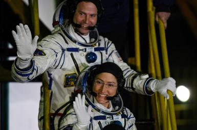 کریستینا کوچ و نیک هیگ، فضانوردانی که در راهپیمایی فضایی شرکت خواهد کرد