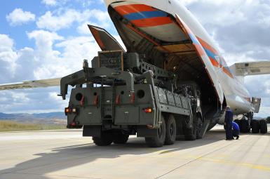 ورود نخستین محموله سامانه دفاعی ضد‌موشکی اِس‌ـ‌۴٠٠ از روسیه به ترکیه