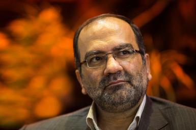 مصطفی محبی، مدیرکل زندانهای تهران درباره فوت «سینا قنبری» یکی از زندانیان بازداشتگاه اوین توضیحاتی ارائه کرد.