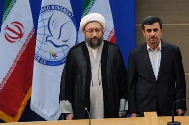 محمود احمدی نژاد و صادق آملی لاریجانی