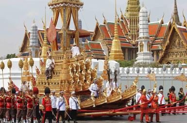 مراسم سوزاندن پادشاه فقید تایلند