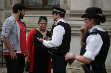 طرح نفوذ اطلاعاتی پلیس در میان اقلیت‌های مذهبی بریتانیا 