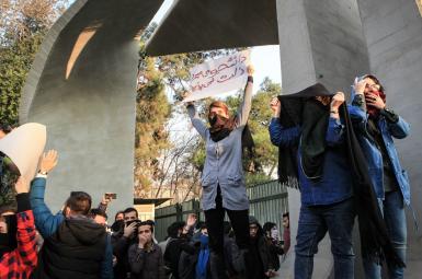 اهمیت اعتراضات جاری در ایران بروز آن پس از سرکوب‌های گذشته است