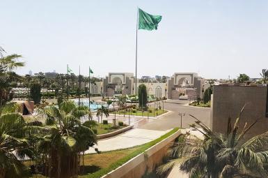 حمله یک فرد مسلح به کاخ «السلام»(صلح) در جده