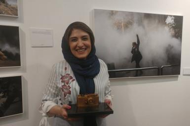 یلدا معیری عکاس ایرانی، برنده نشان عکاس سال مطبوعات ایران در بخش تک عکس خبری شد.