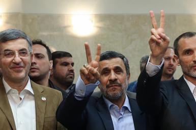 احمدی‌نژاد در نامه‌ای اتهامات دیوان محاسبات را رد کرد و وعده روشنگری داد