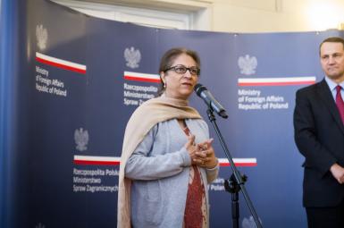عاصمه جهانگیر، از وکلای سرشناس پاکستان و گزارشگر ویژه سازمان ملل در امور حقوق بشر ایران