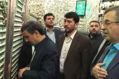  محمود احمدی‌نژاد