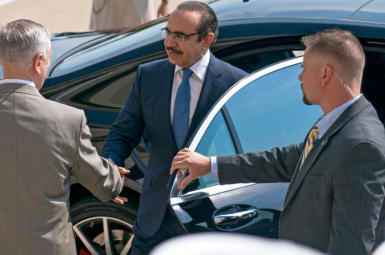 وزیر‌کشور بحرین راشد بن عبدالله الخلیفه در دیداربا جیمز ماتیس