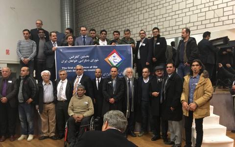 تعدادی از رهبران احزاب قومی در نخستین کنفرانس شورای دمکراسی‌خواهان ایران
