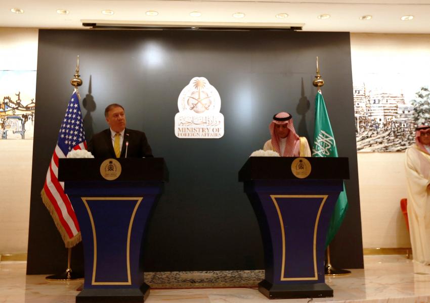 مایک پمپئو، وزیر خارجه جدید کاخ سفید در اولین سفر خاورمیانه‌ای به عربستان
