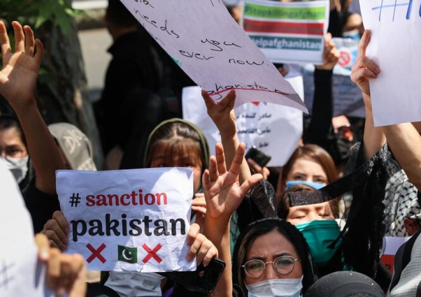 Afghans protesting in Tehran after the Taliban takeover. August 15, 2021