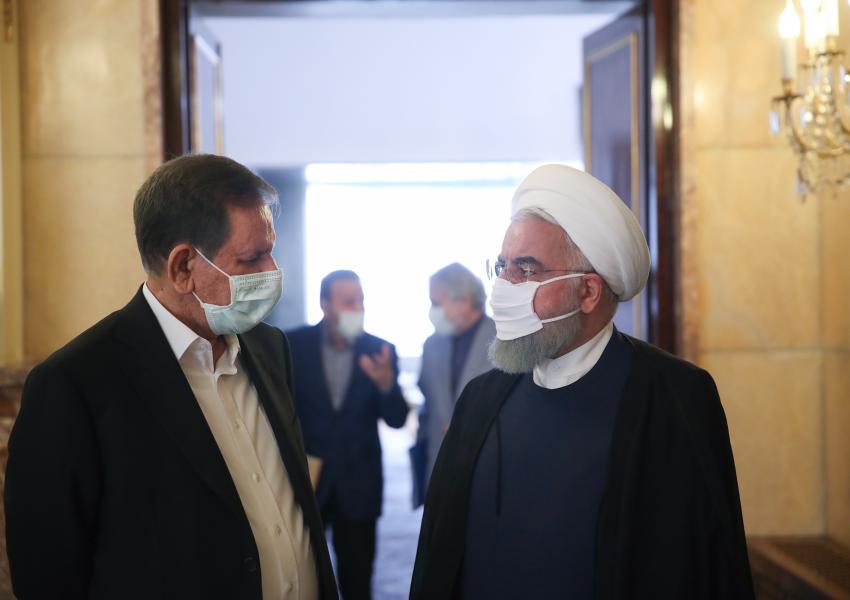 Iran's vice president Es'haq Jahangiri (L) and President Hassan Rouhani